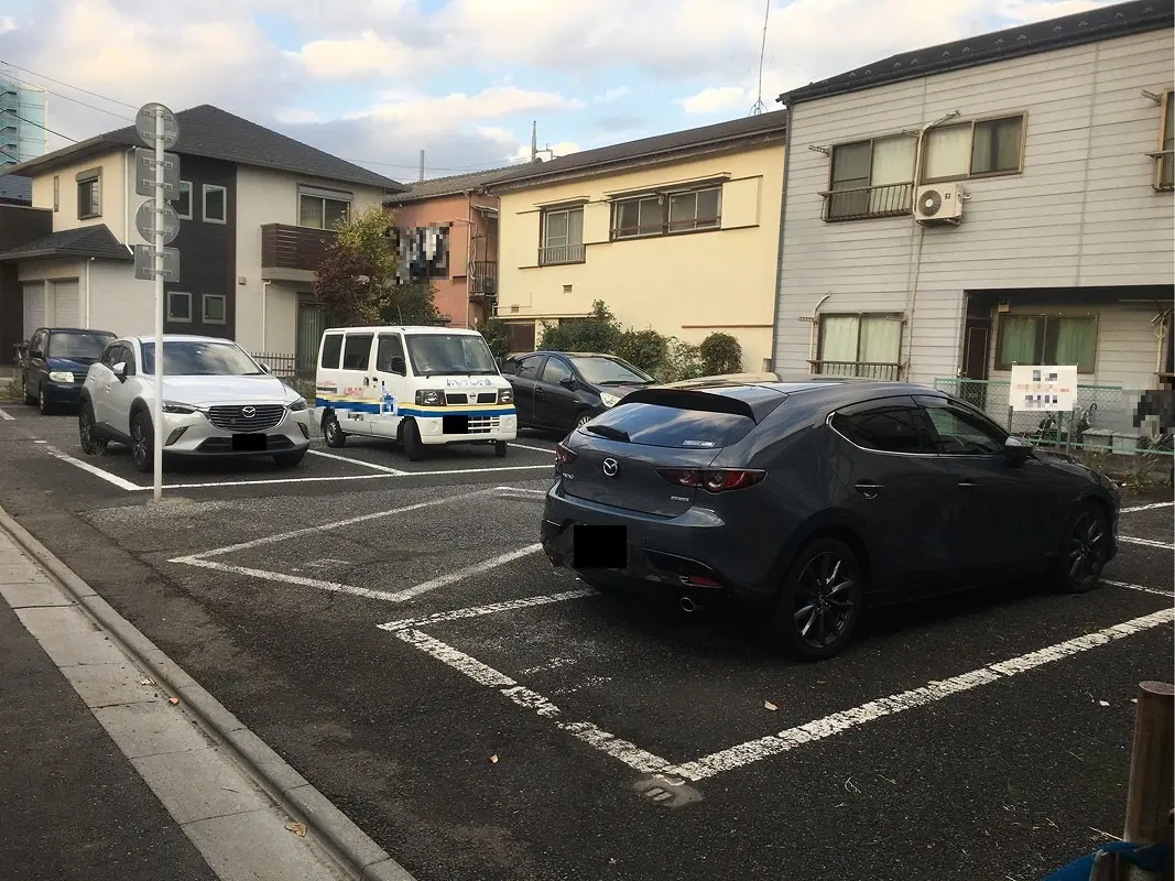 足立区千住元町　月極駐車場